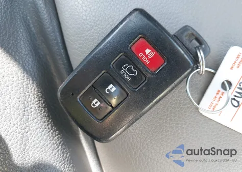 2013 Toyota Rav4 Limited z USA, uszkodzony, nr VIN 2T3YFREV1DW057481